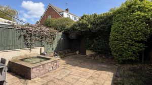 Photo 6- click for photo gallery